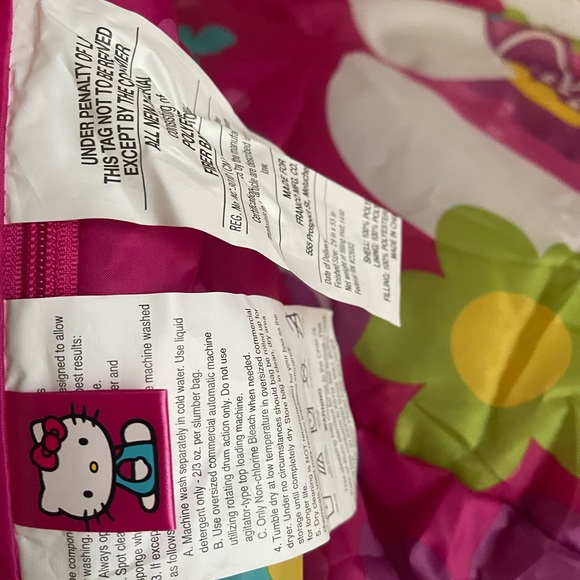 Hello Kitty Sleeping Bag with matching backpack carry case - Picture 4 of 4